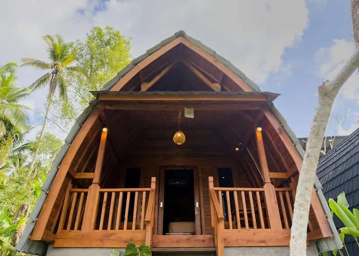 Ayung Melasti Wooden House Konukevi *