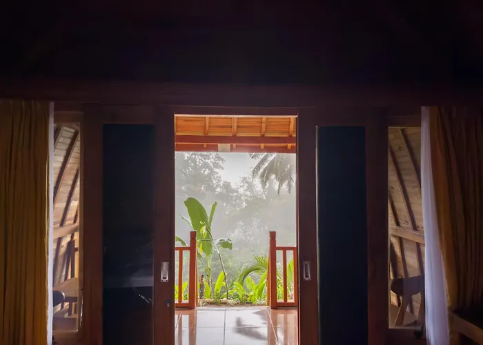 Konukevi Ayung Melasti Wooden House *